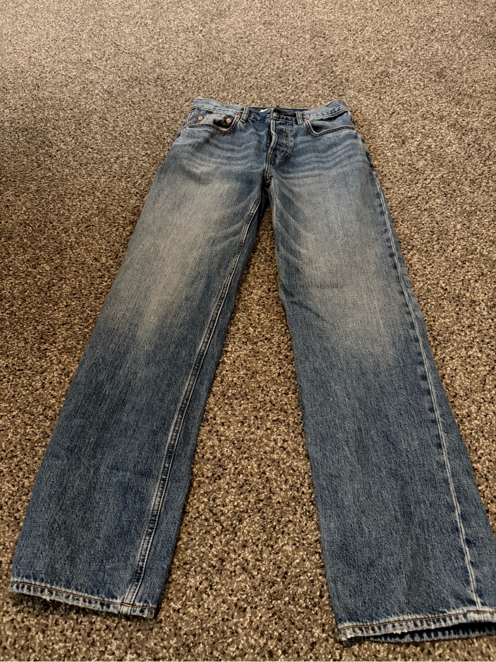GRLFRND Boyfriend Jeans in Light Blue Vintage Wash